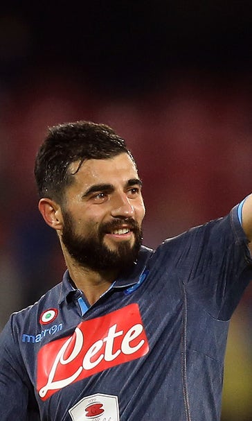 Tottenham boss Pochettino interested in Napoli defender Albiol